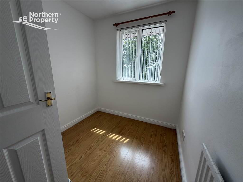 Photo 10 of 8 Merrion Park, Dunmurry, Belfast