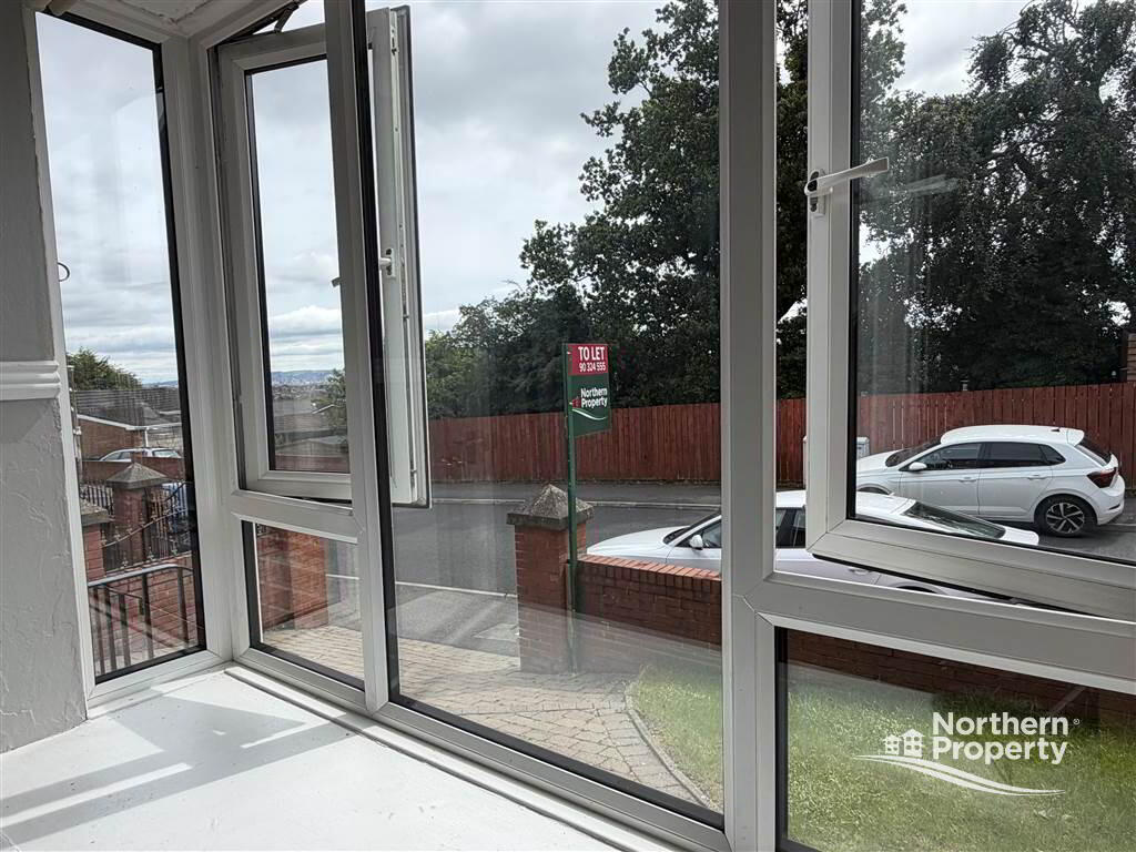 Photo 3 of 8 Merrion Park, Dunmurry, Belfast