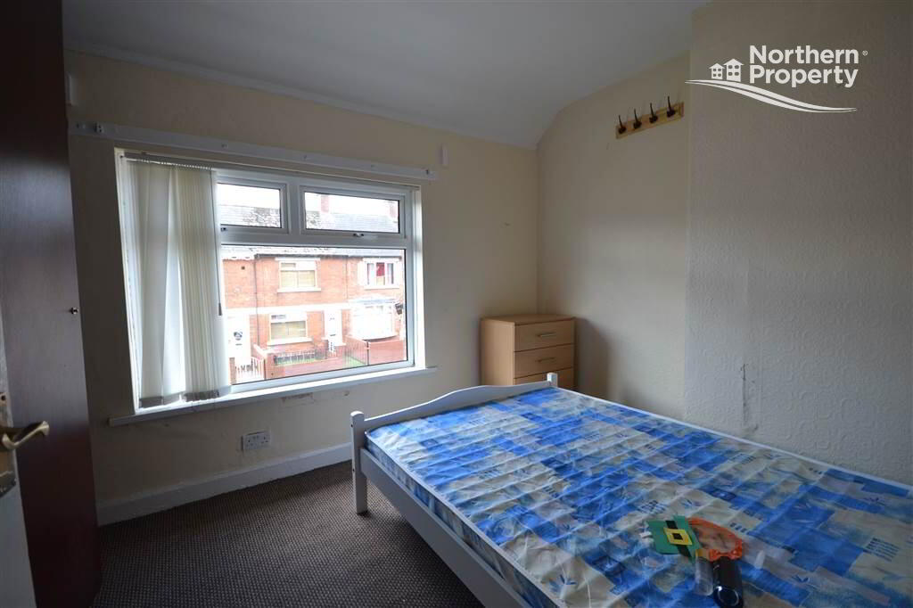 Photo 8 of 29 Beechmount Crescent, Belfast