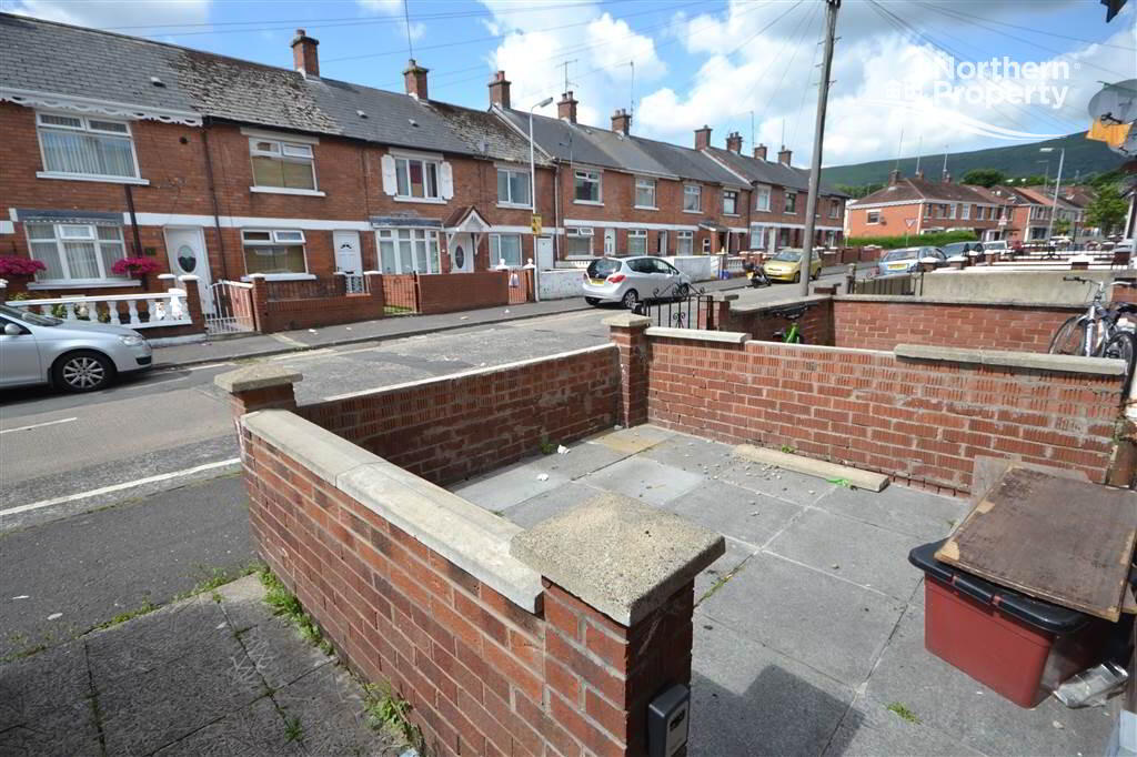 Photo 2 of 29 Beechmount Crescent, Belfast