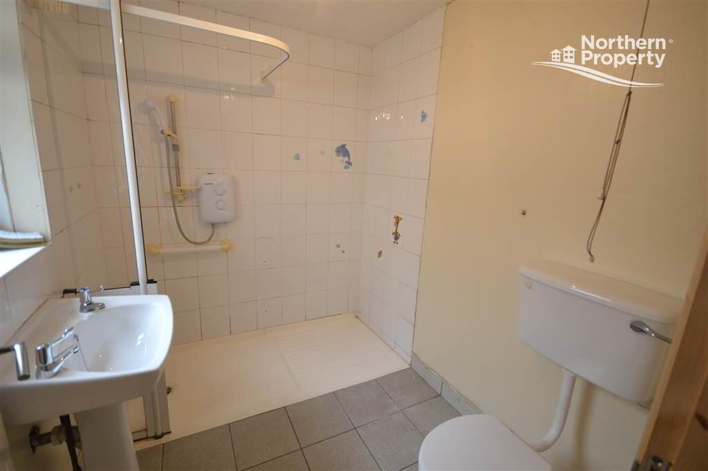 Photo 7 of 29 Beechmount Crescent, Belfast