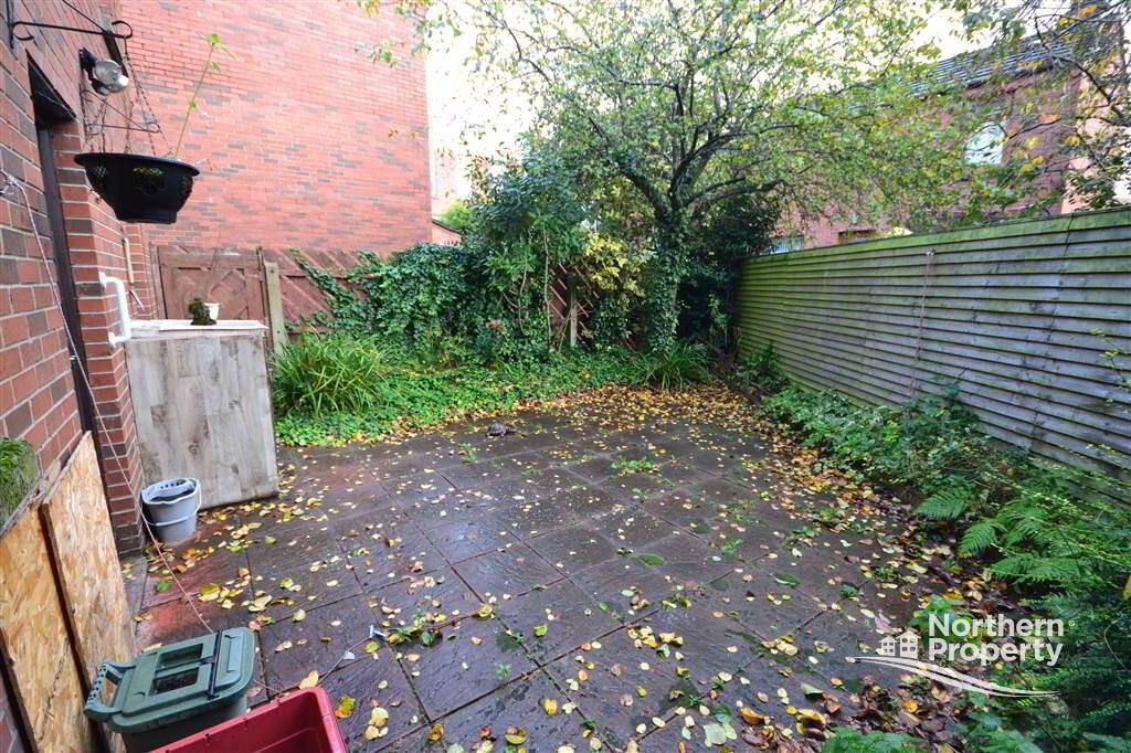 Photo 9 of 38 Barrack Street, Belfast