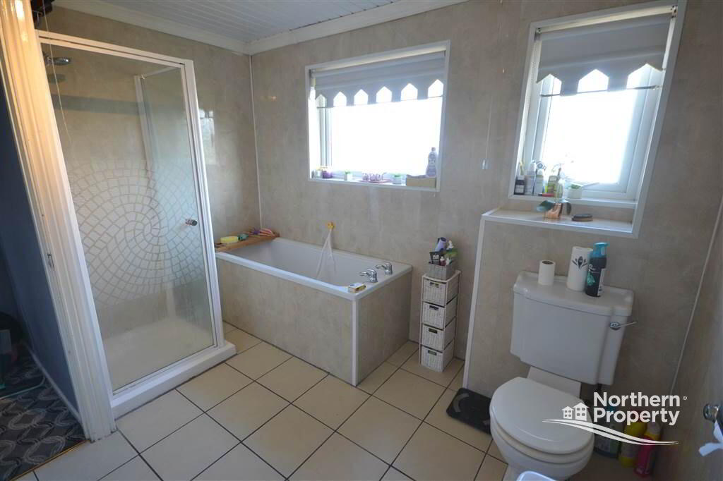 Photo 11 of 20 Thornhill Court, Twinbrook, Belfast