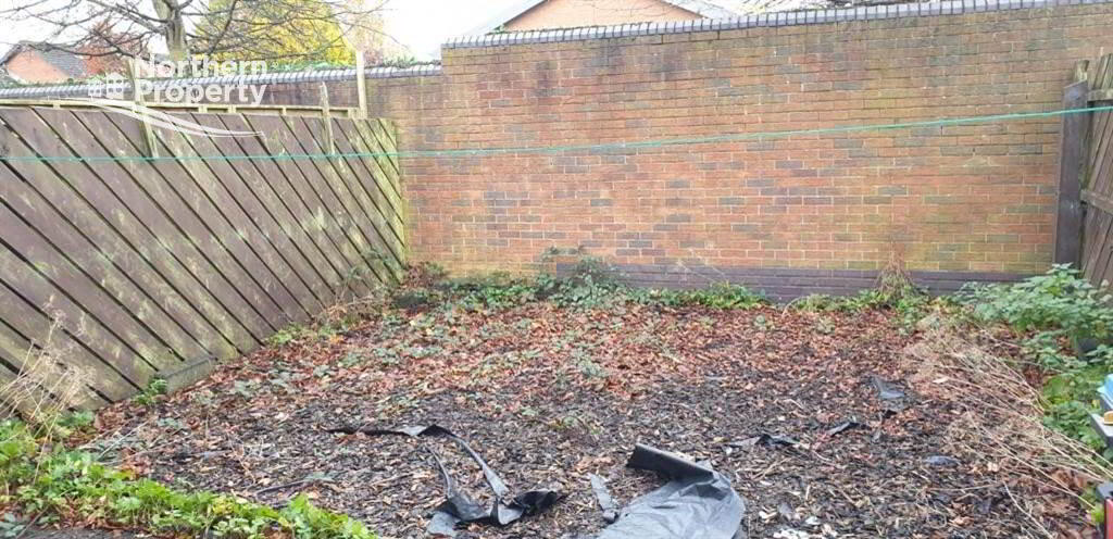 Photo 9 of 9 Ross Court, Belfast