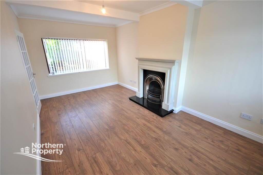Photo 4 of 44 West Circular Road, Belfast
