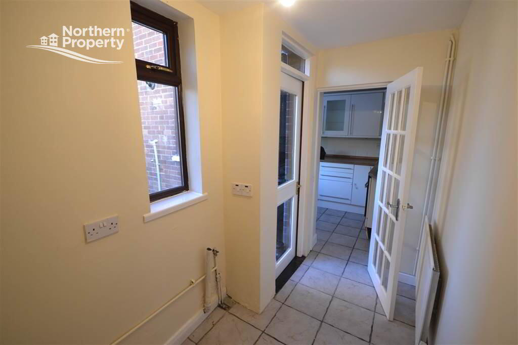 Photo 9 of 44 West Circular Road, Belfast
