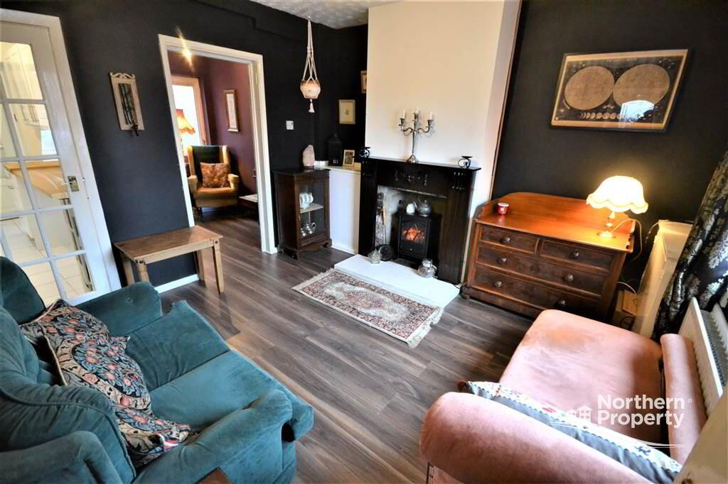 Photo 3 of 88 Whiterock Gardens, Belfast