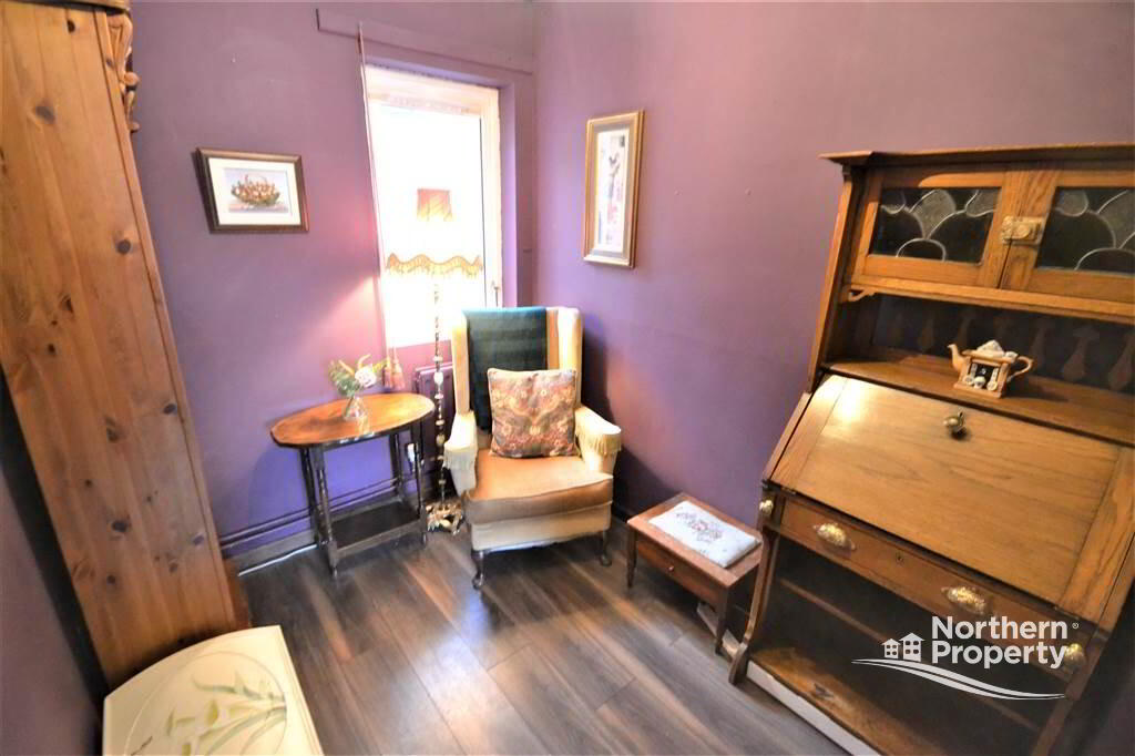 Photo 5 of 88 Whiterock Gardens, Belfast