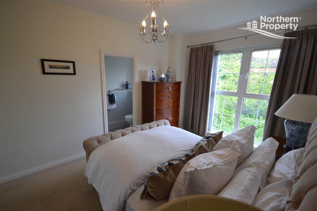 Photo 11 of 34 Lagmore Glen, Belfast