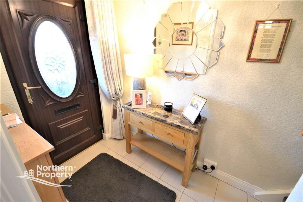 Photo 3 of 5 Gardenmore Road, Dunmurry, Belfast