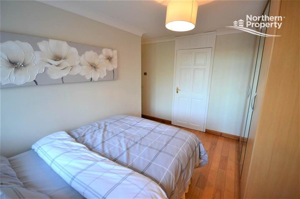 Photo 11 of 5 Gardenmore Road, Dunmurry, Belfast