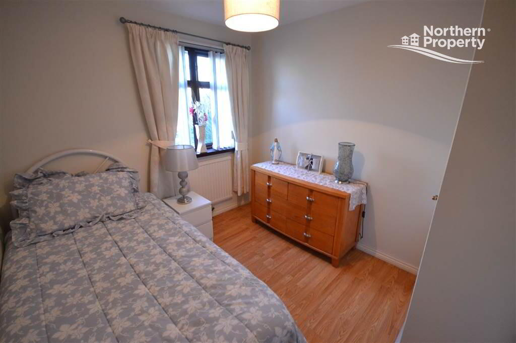 Photo 14 of 5 Gardenmore Road, Dunmurry, Belfast