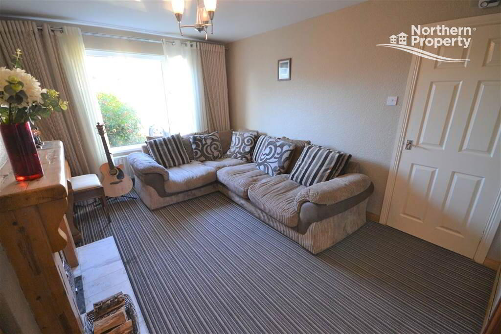 Photo 5 of 48 Lagmore Meadows, Belfast
