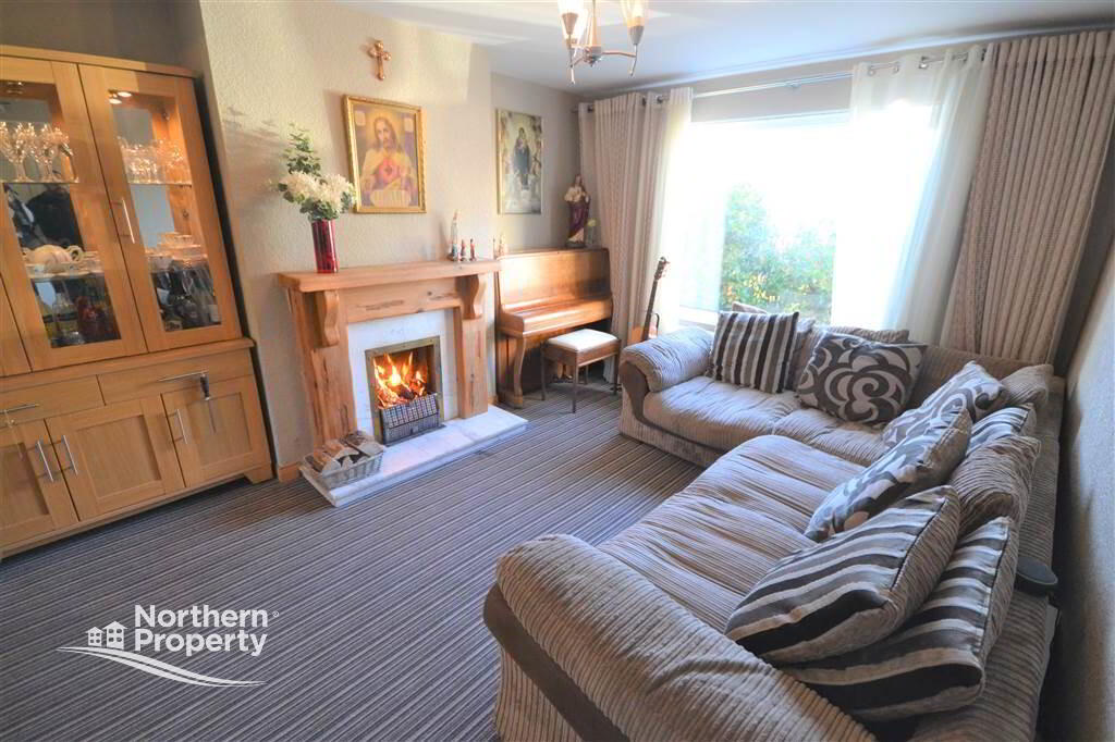 Photo 4 of 48 Lagmore Meadows, Belfast