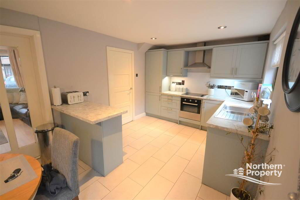 Photo 8 of 5 Lake Glen Close, Belfast