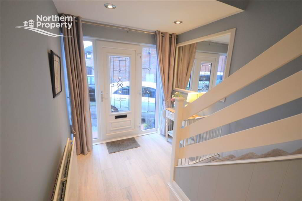 Photo 4 of 5 Lake Glen Close, Belfast