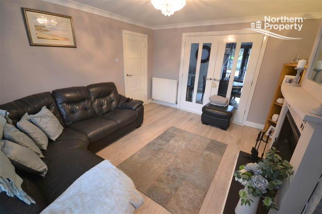 Photo 6 of 5 Lake Glen Close, Belfast