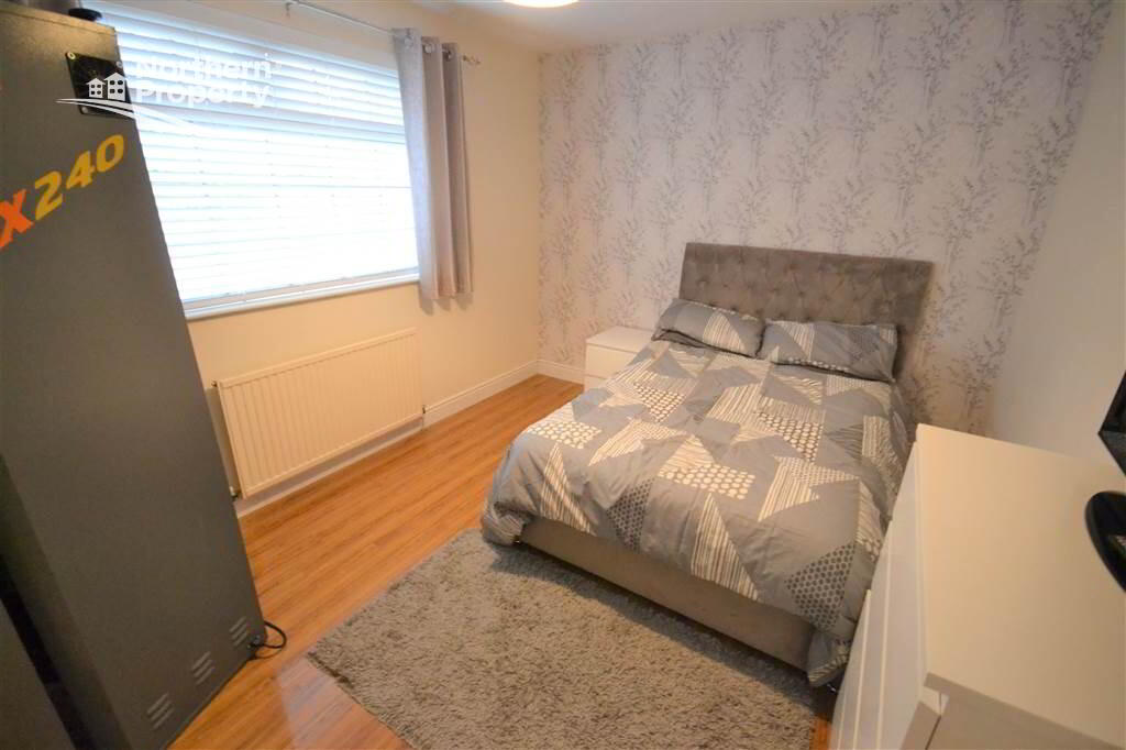 Photo 13 of 5 Lake Glen Close, Belfast