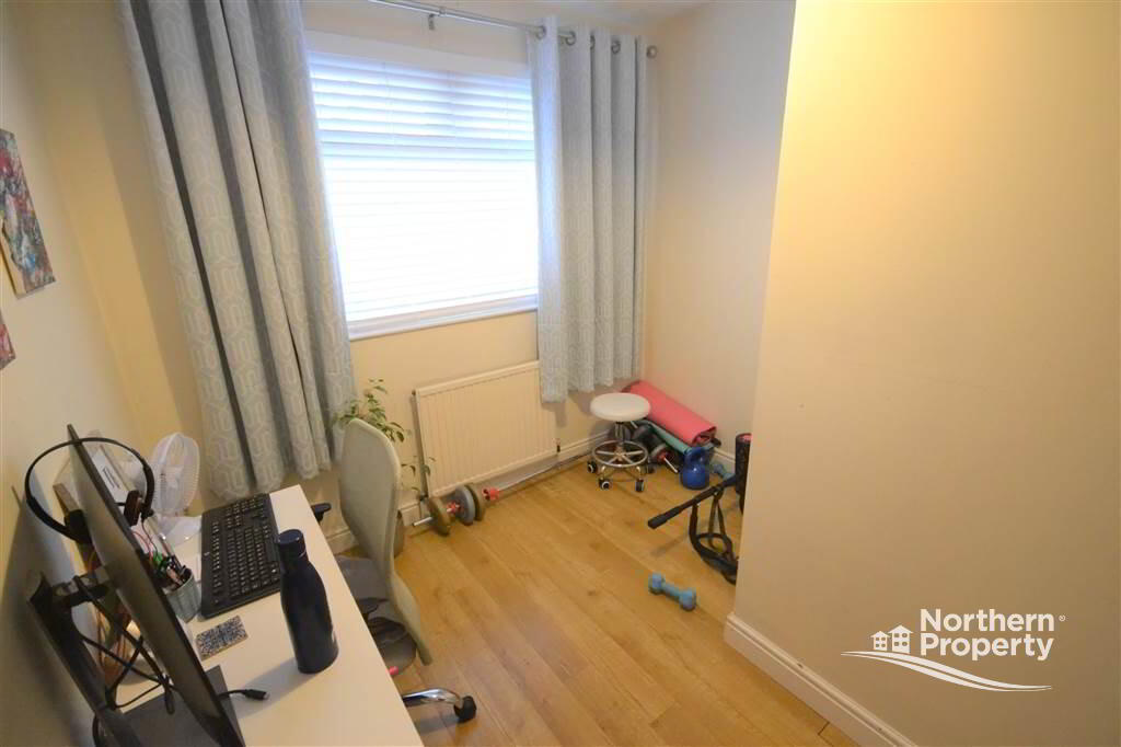 Photo 15 of 5 Lake Glen Close, Belfast