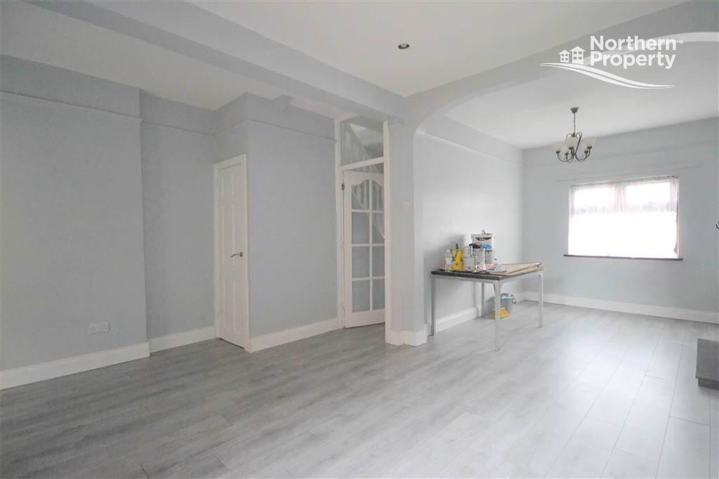 Photo 5 of 44 Beechmount Avenue, Belfast