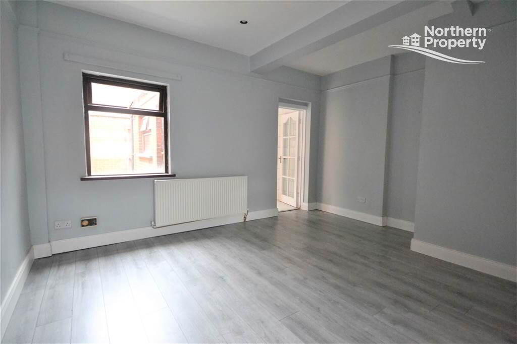Photo 6 of 44 Beechmount Avenue, Belfast