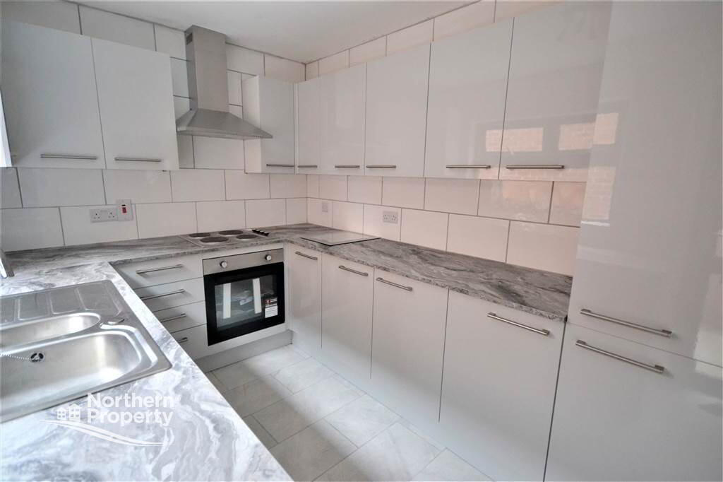 Photo 9 of 44 Beechmount Avenue, Belfast