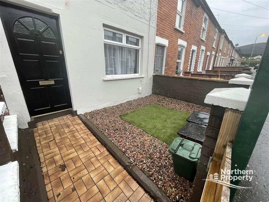 Photo 2 of 54 Locan Street, Belfast