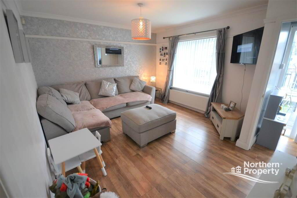 Photo 3 of 95 Monagh Road, Belfast