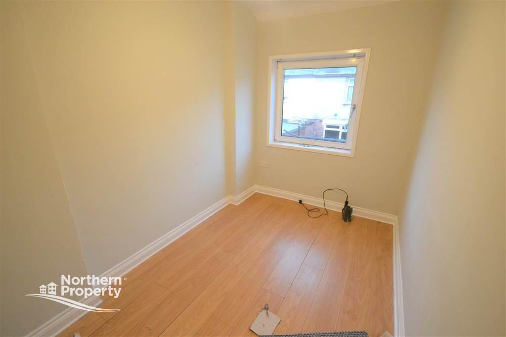 Photo 5 of 49 Iris Drive, Belfast