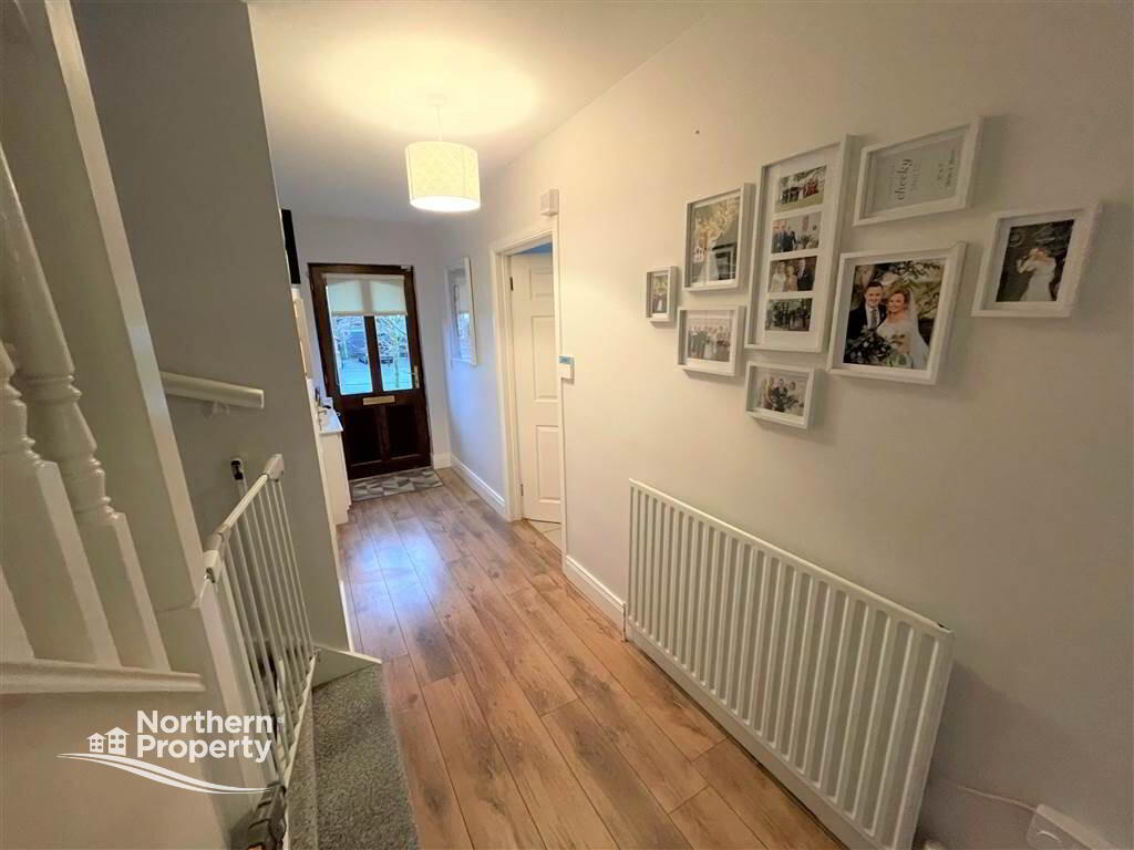 Photo 2 of 92 Mount Eagles Glen, Dunmurry, Belfast