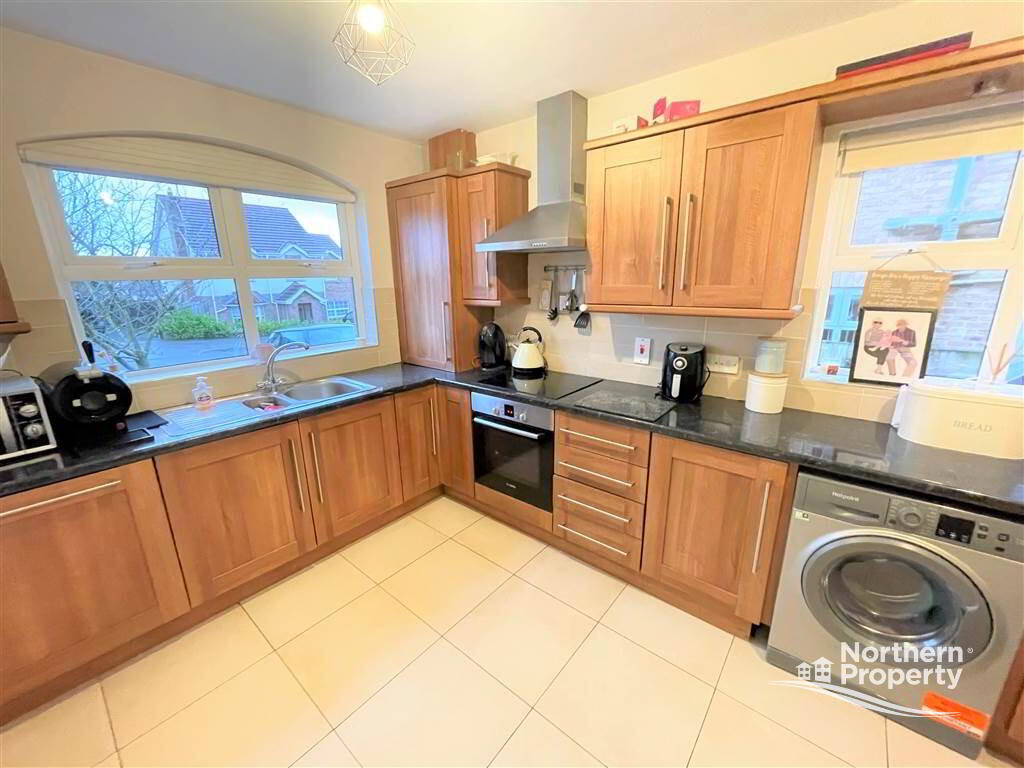 Photo 3 of 92 Mount Eagles Glen, Dunmurry, Belfast