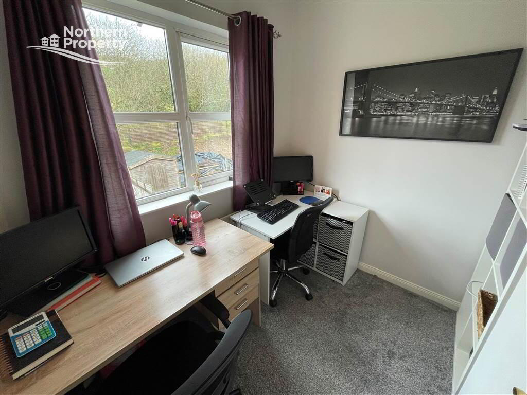 Photo 13 of 92 Mount Eagles Glen, Dunmurry, Belfast