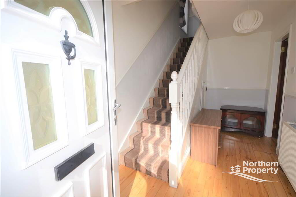 Photo 3 of 5 Lake Glen Drive, Andersonstown, Belfast