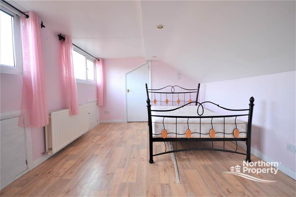 Photo 14 of 5 Lake Glen Drive, Andersonstown, Belfast