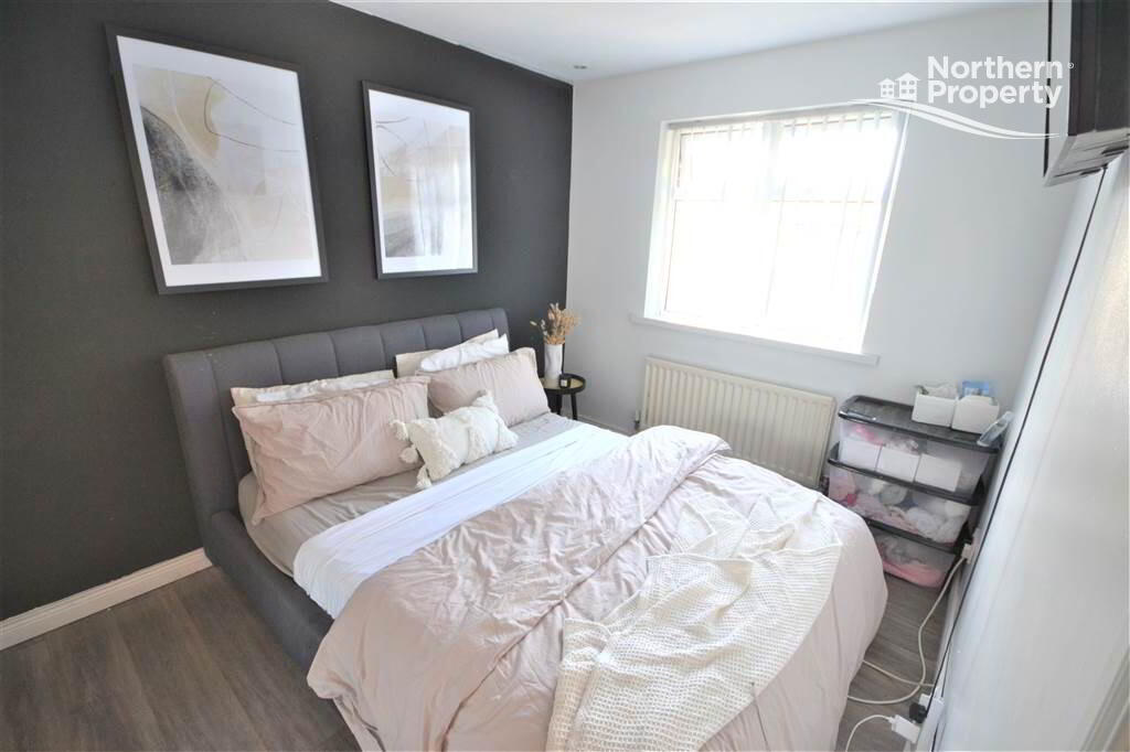 Photo 8 of 57 Lagmore Grove, Dunmurry, Belfast