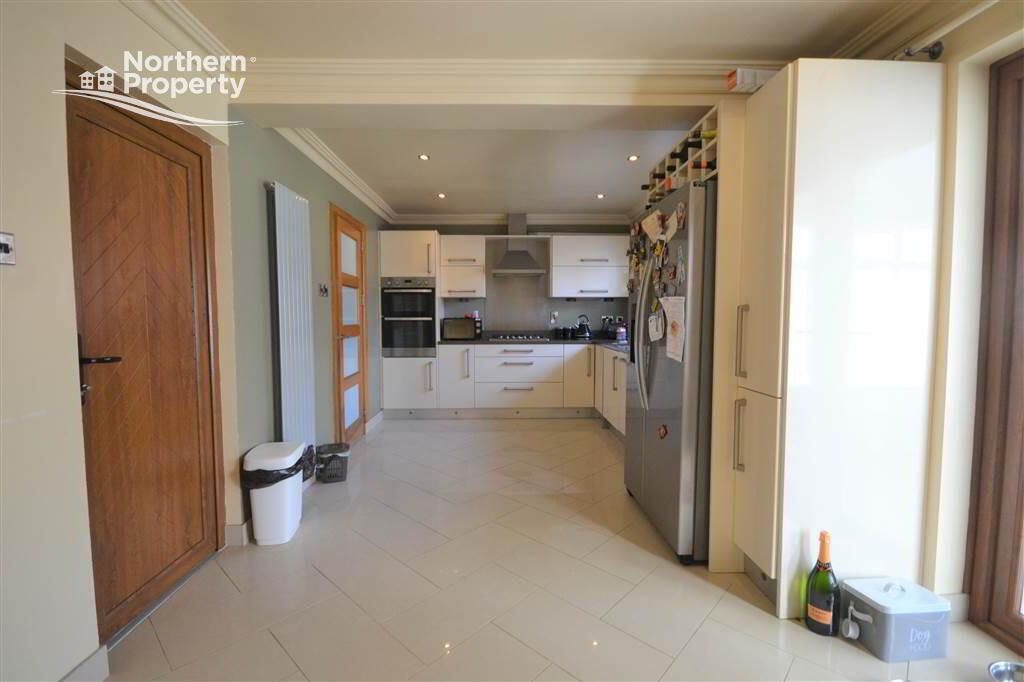 Photo 6 of 19 Hawthorn Hill, Hannahstown, Belfast