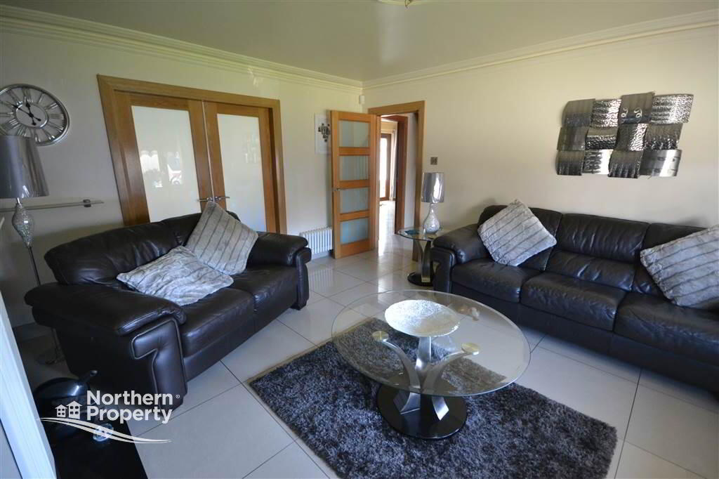 Photo 4 of 19 Hawthorn Hill, Hannahstown, Belfast