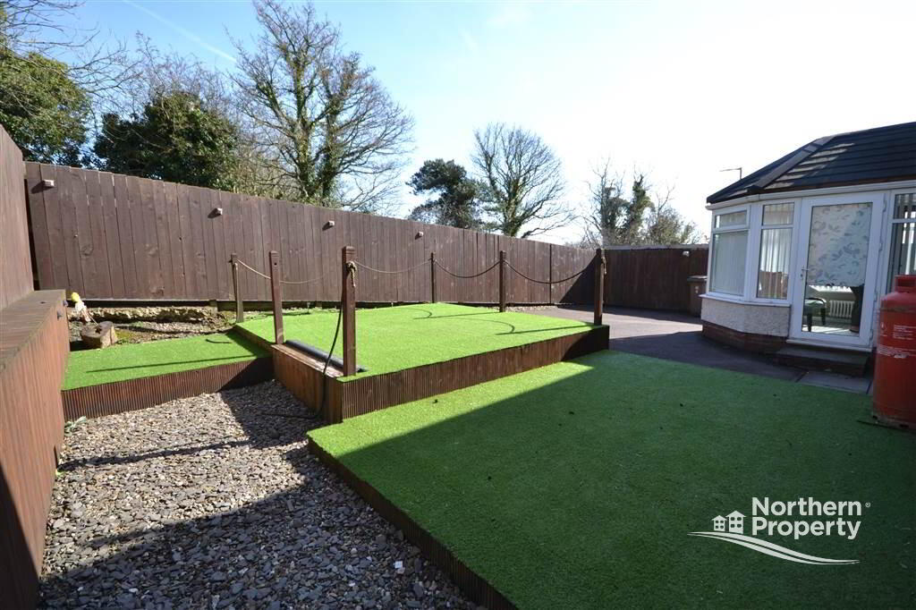 Photo 12 of 19 Hawthorn Hill, Hannahstown, Belfast