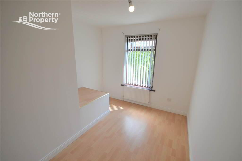 Photo 13 of 7 Waterford Way, Belfast
