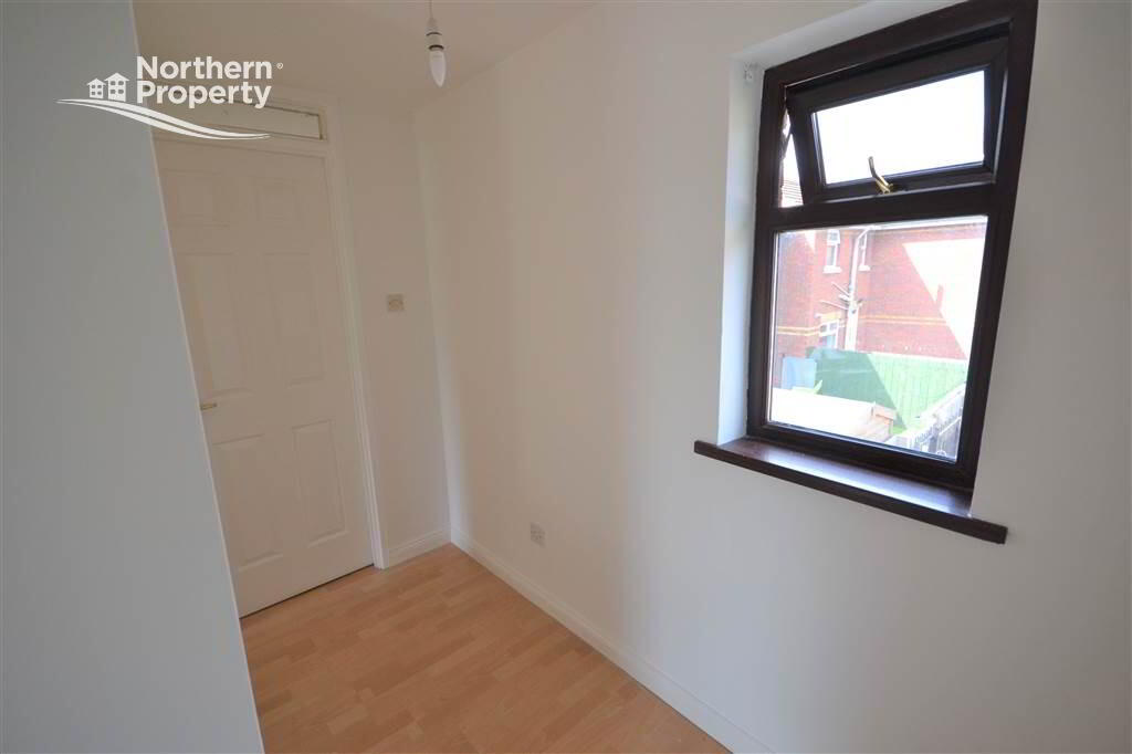 Photo 16 of 7 Waterford Way, Belfast
