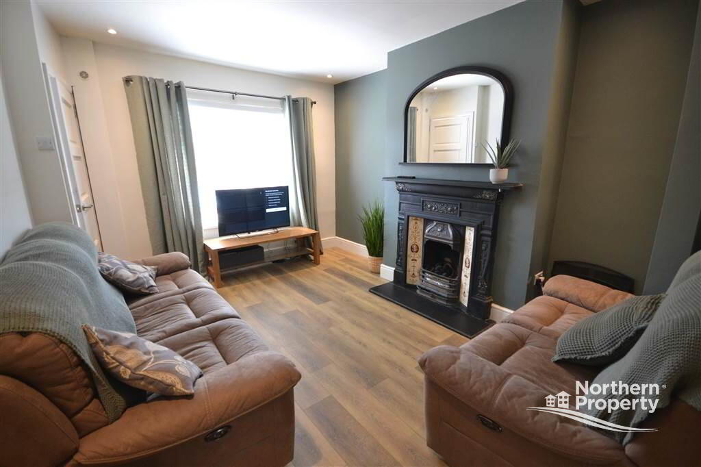 Photo 3 of 209 Alliance Avenue, Belfast