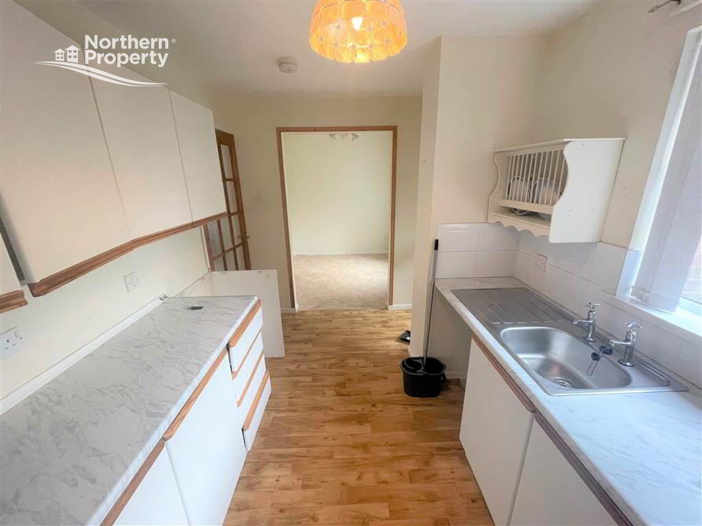 Photo 5 of 2 Cluain Mor Close, Belfast