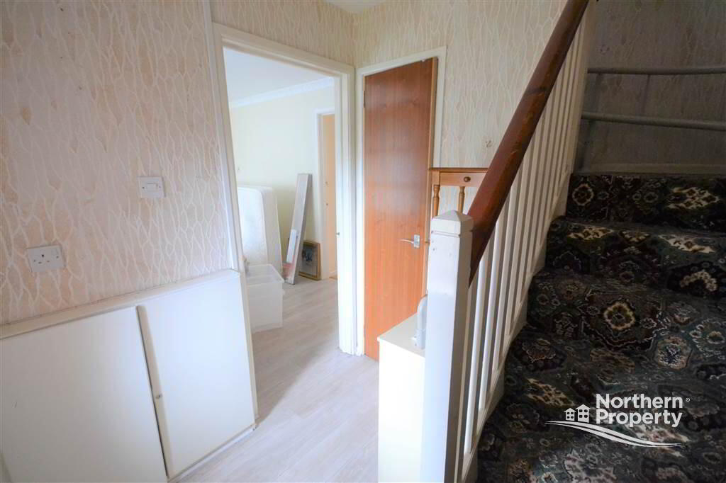 Photo 2 of 2 Cluain Mor Close, Belfast