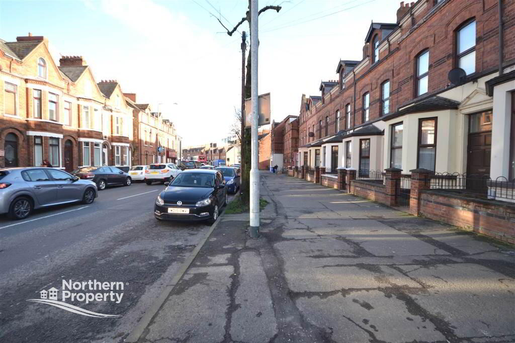 Photo 3 of 60 Springfield Road, Belfast