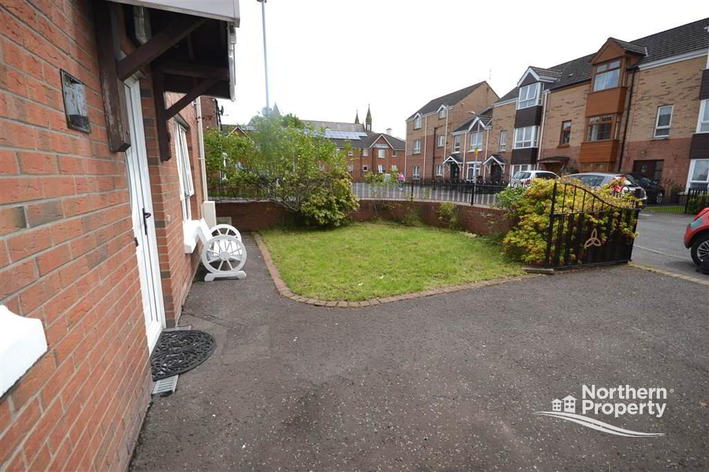 Photo 19 of 36 Oranmore Street, Belfast
