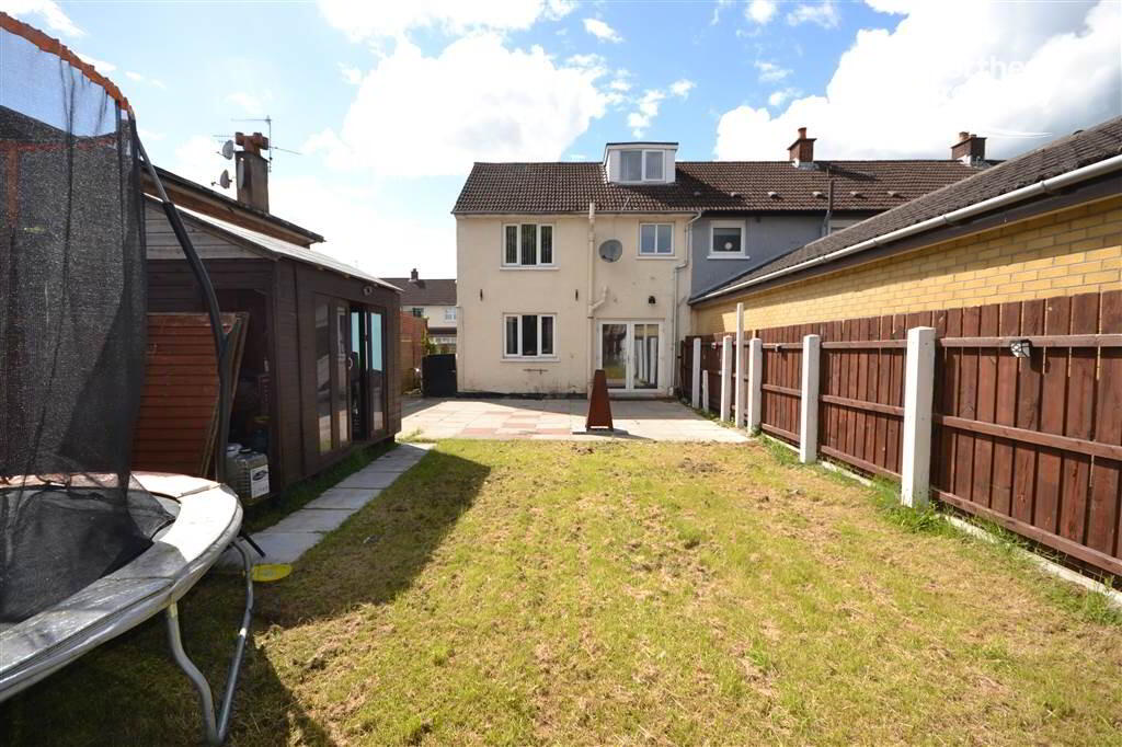 Photo 20 of 48 Navan Green, Belfast