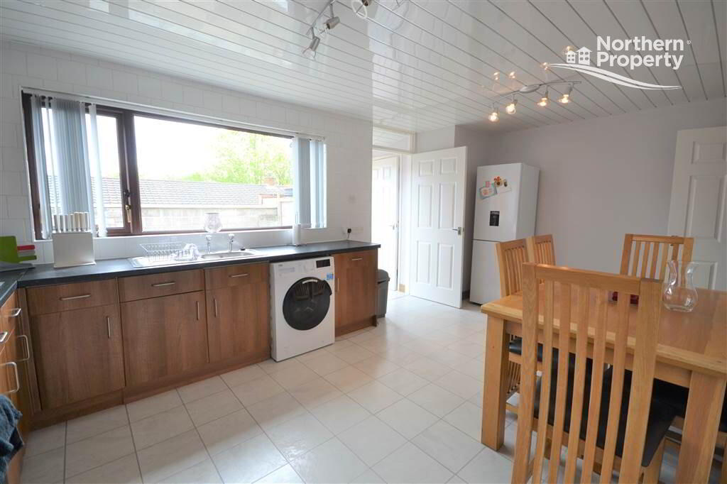 Photo 6 of 16 Glencolin Close, Belfast