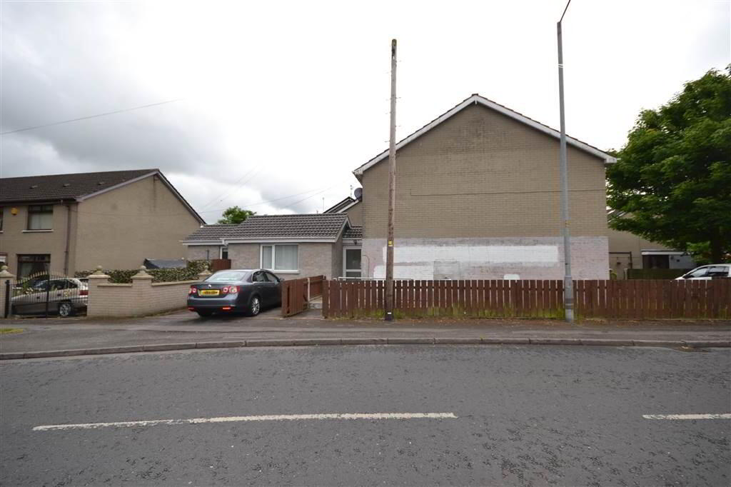 Photo 16 of 11 Laburnum Green, Dunmurry, Belfast