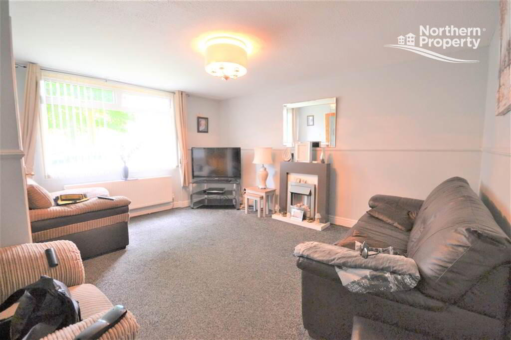 Photo 3 of 11 Laburnum Green, Dunmurry, Belfast