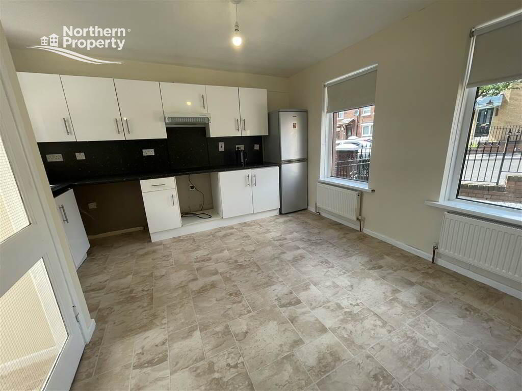 Photo 9 of 6 Lisfaddan Crescent, Belfast